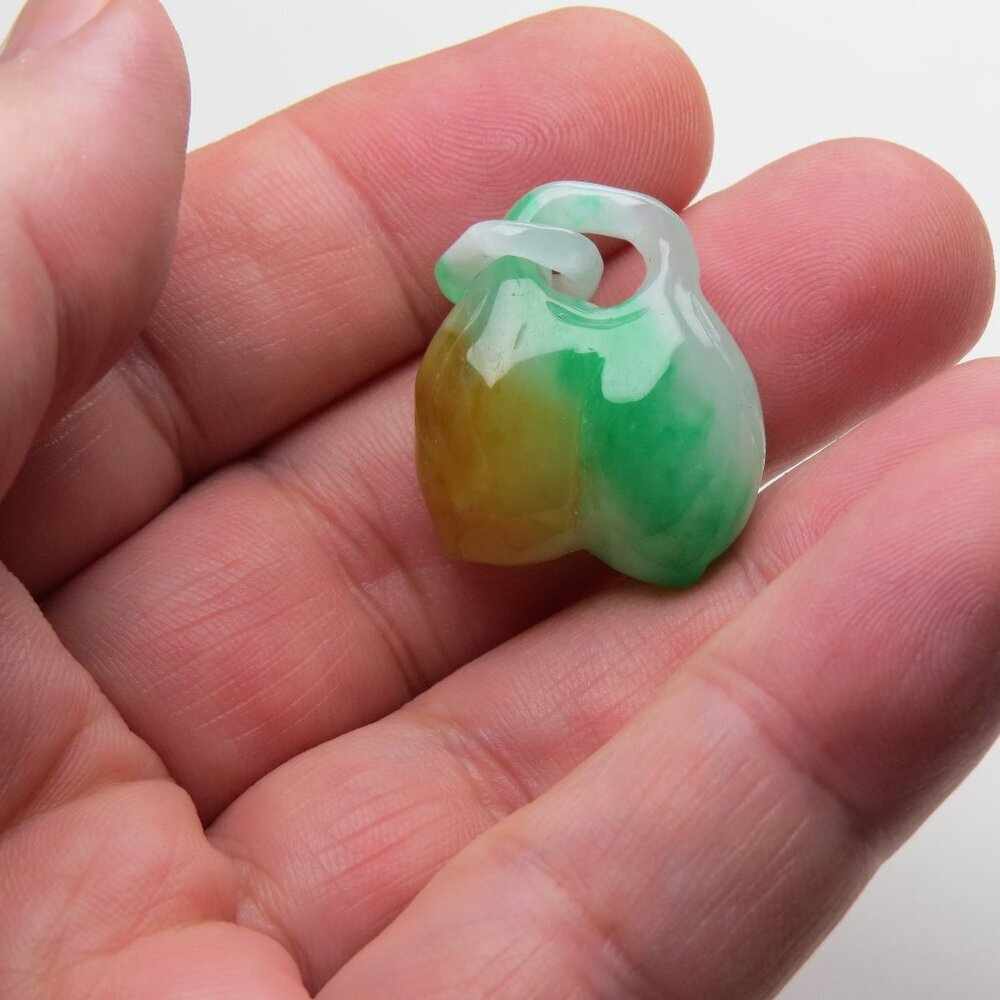 Natural Jade Money Bag Pendent